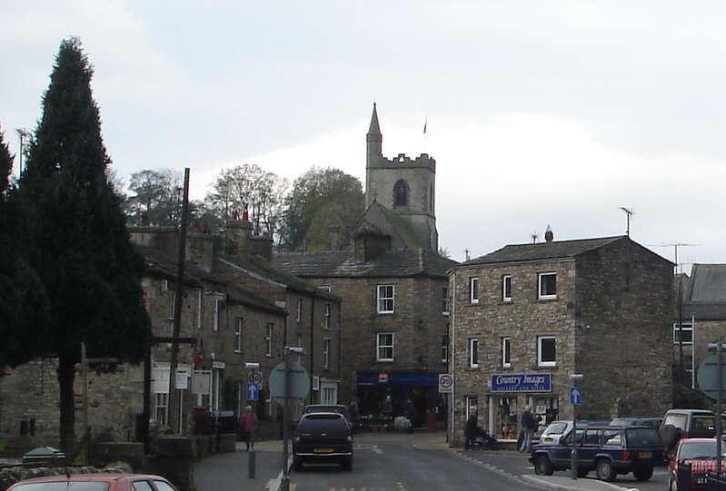 Hawes from the east